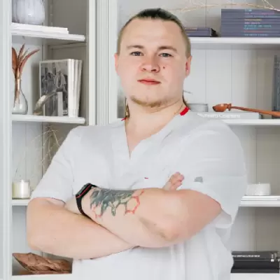 доктор Лопин Николай Николаевич фельдшер клиники «Санати» в Гурьевске Калининградская обл..